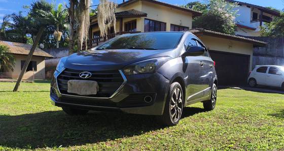 HYUNDAI HB20 1.0 COMFORT PLUS 12V FLEX 4P MANUAL HYUNDAI HB20 1.0 COMFORT PLUS 12V FLEX 4P MANUAL